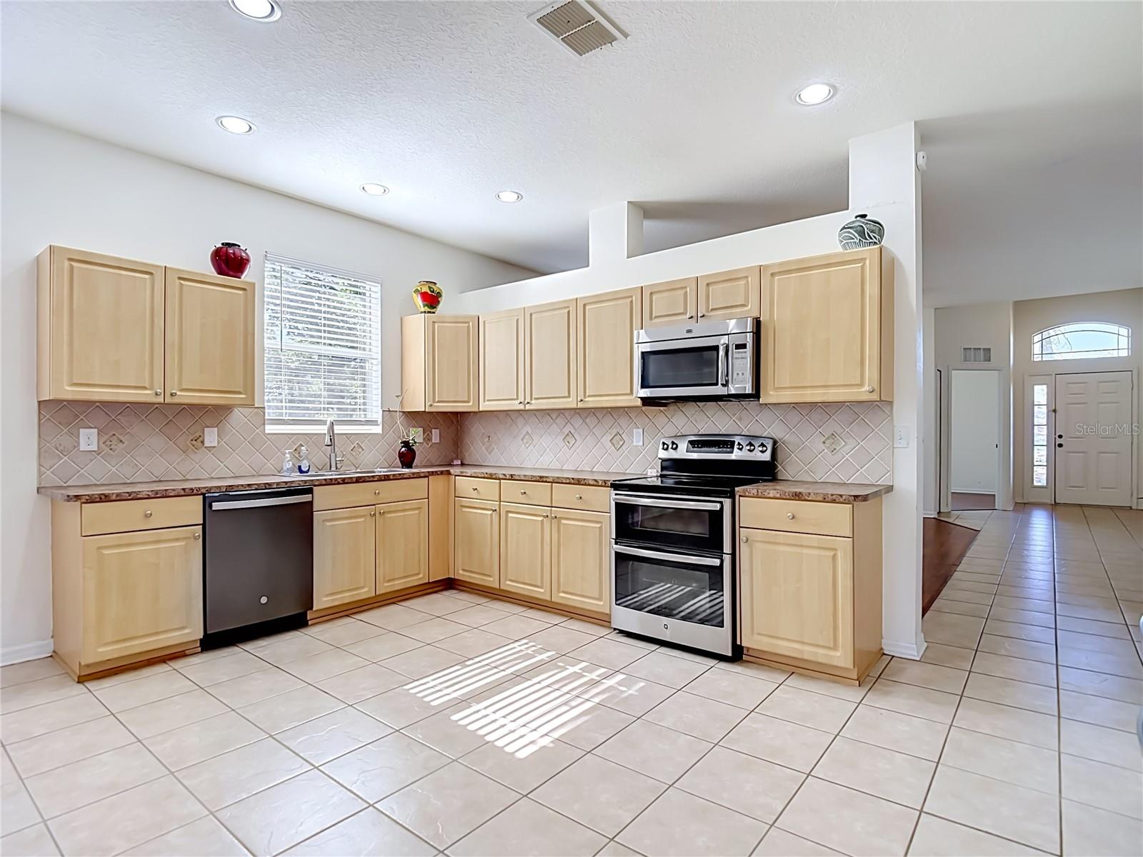 SUNCOAST MDWS INCREMENT 1 - Residential Lease