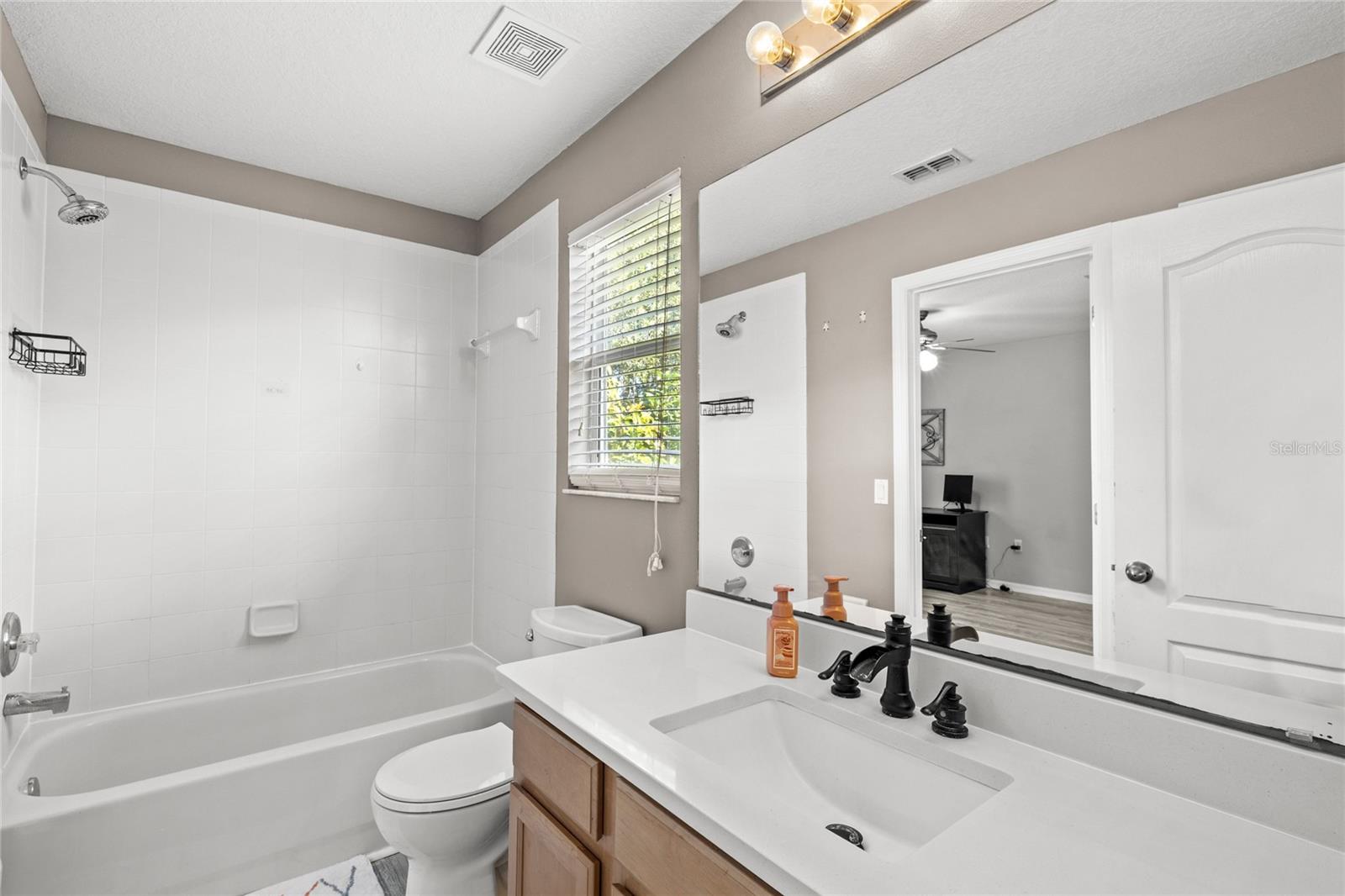 GROVE PK/STONE CREST A-E - Residential