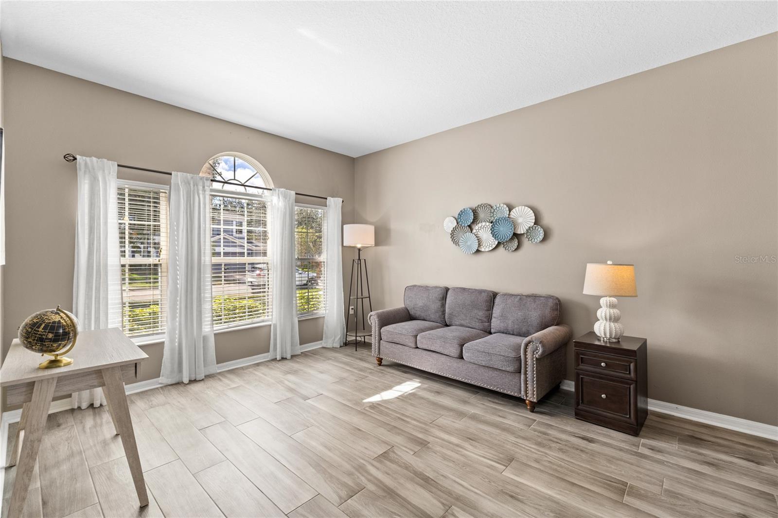 GROVE PK/STONE CREST A-E - Residential