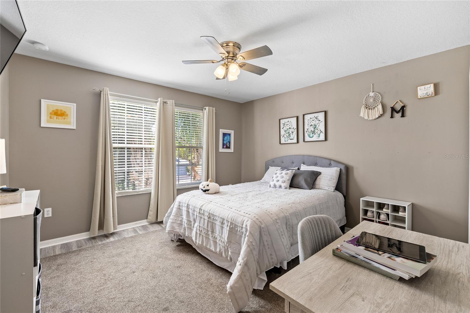 GROVE PK/STONE CREST A-E - Residential