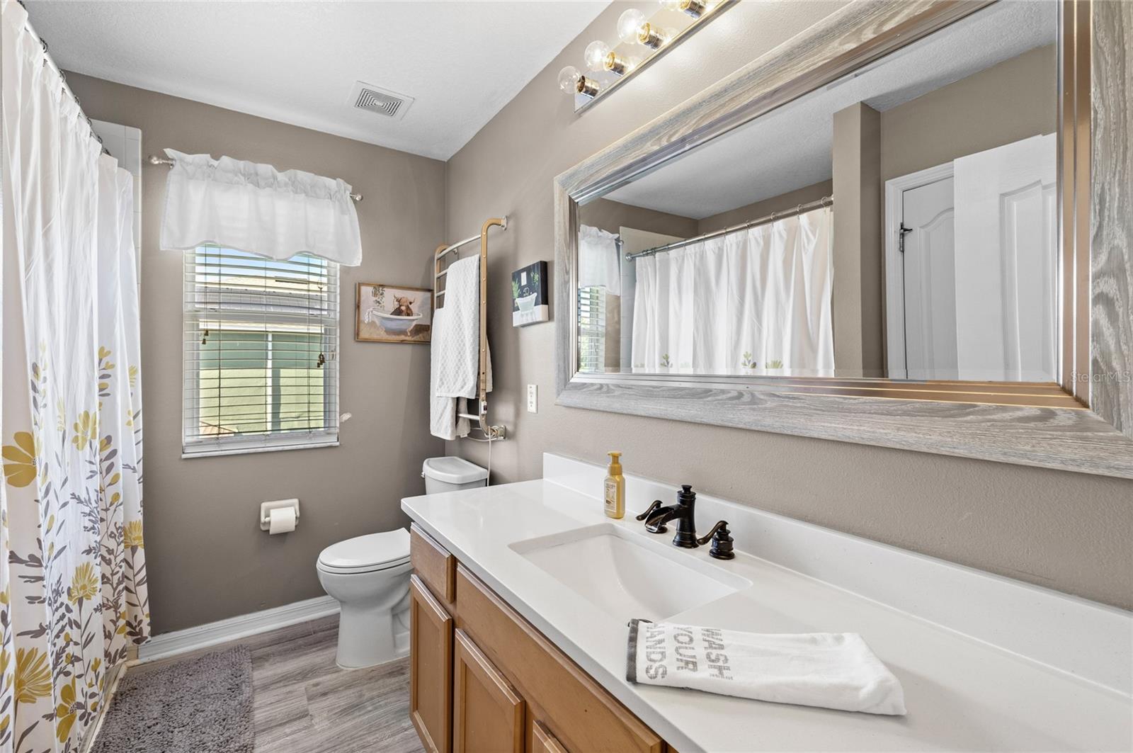 GROVE PK/STONE CREST A-E - Residential