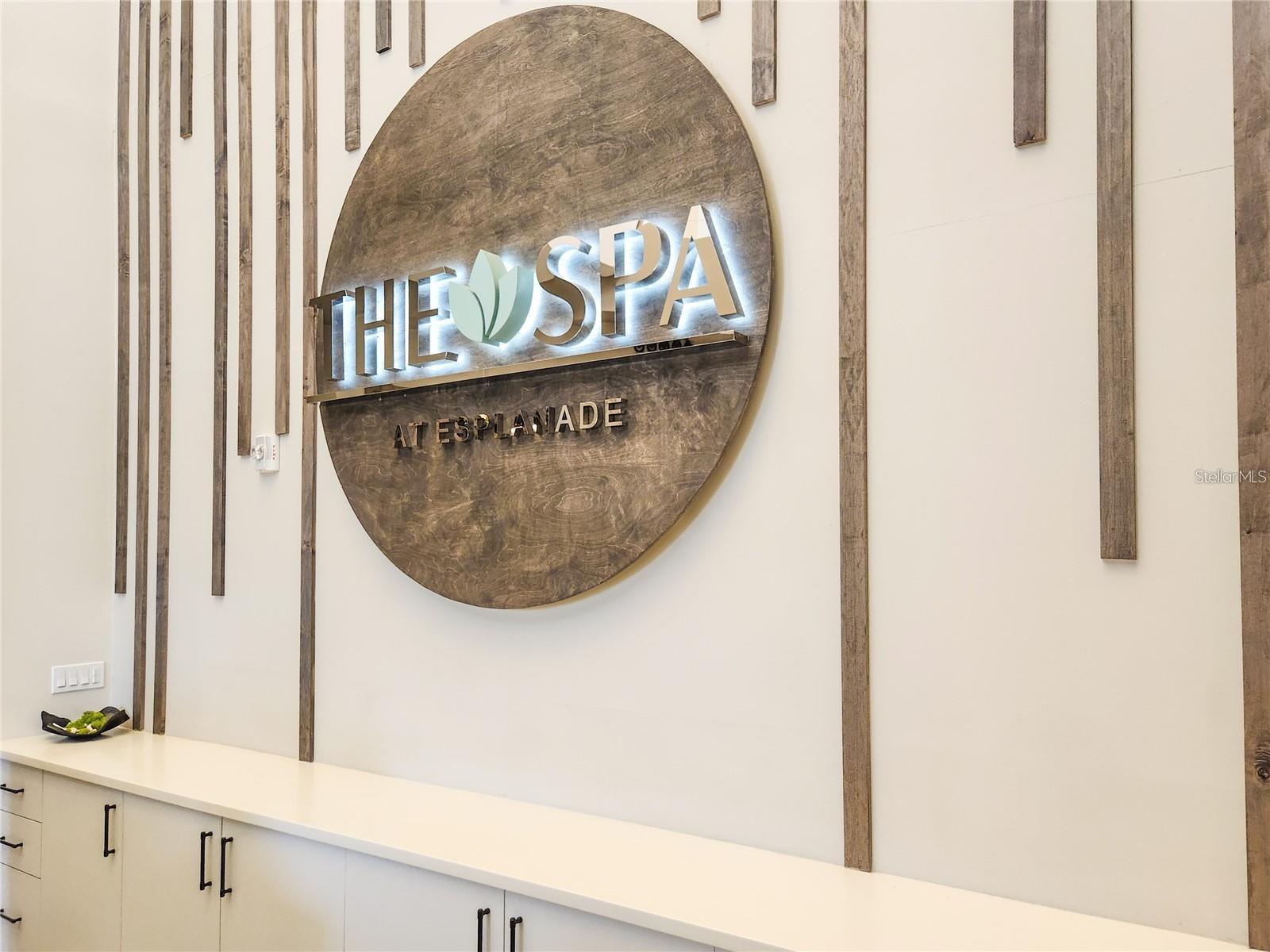 AZARIO ESPLANADE - Residential