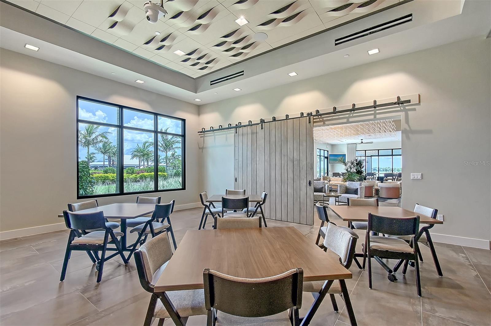 AZARIO ESPLANADE - Residential