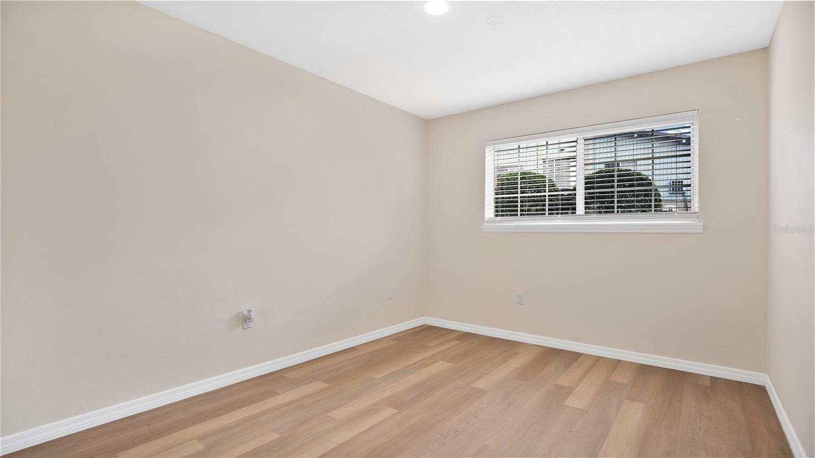 WATERFALL COVE WINTER PARK - Residential