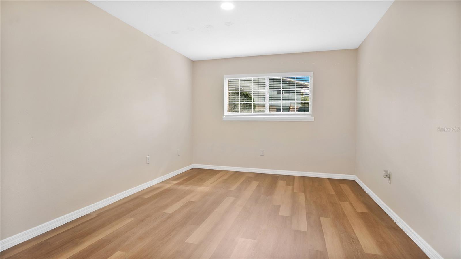 WATERFALL COVE WINTER PARK - Residential