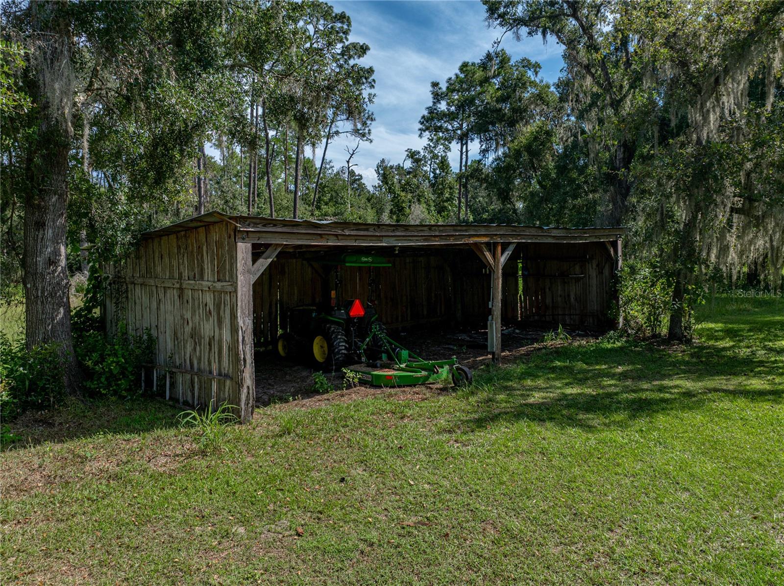 ACREAGE - Residential