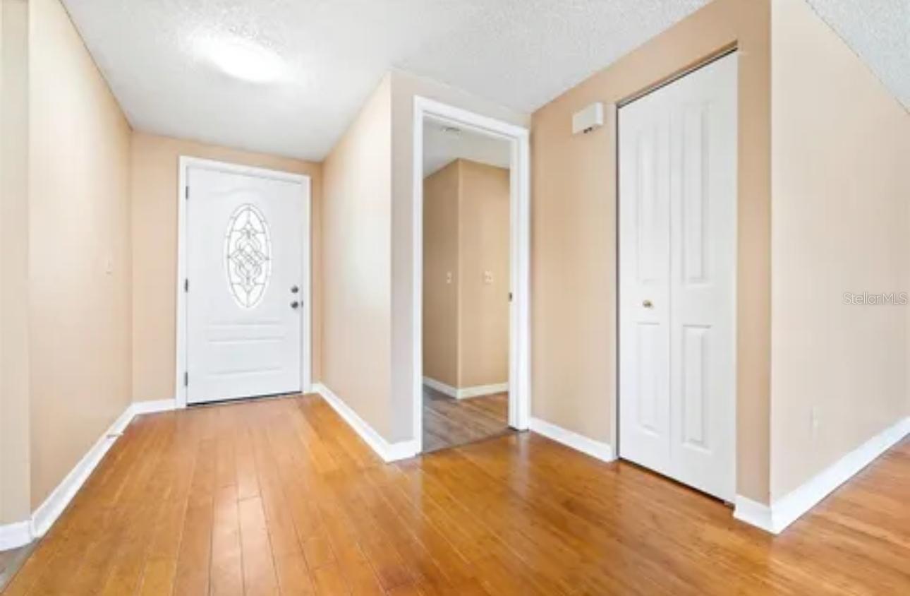 NORTH LAKES - Residential