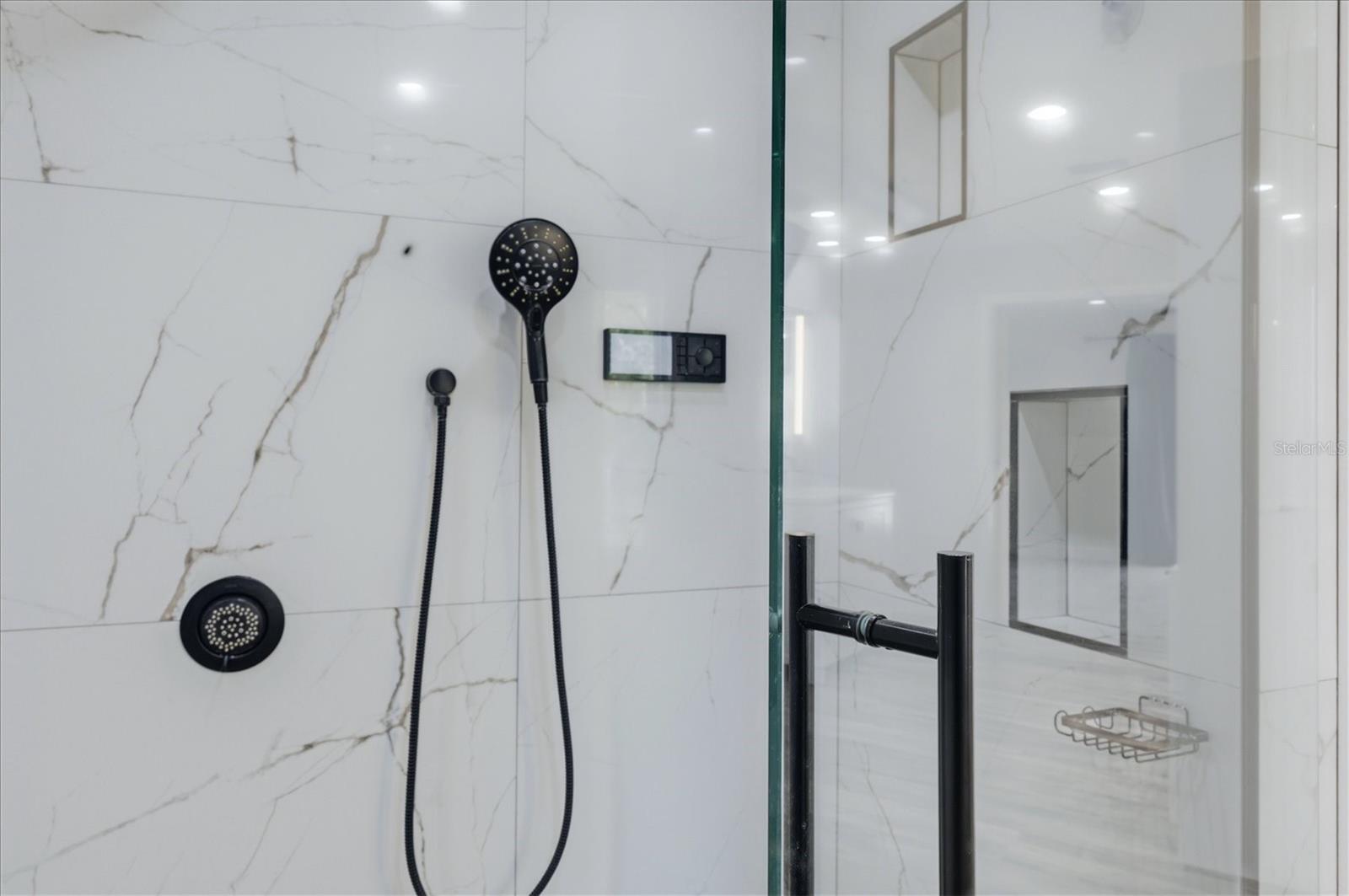 MYAKKA VALLEY RANCHES - Residential