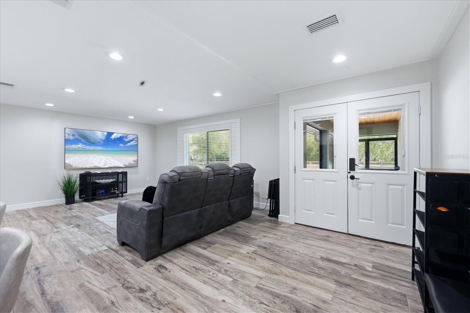 MYAKKA VALLEY RANCHES - Residential