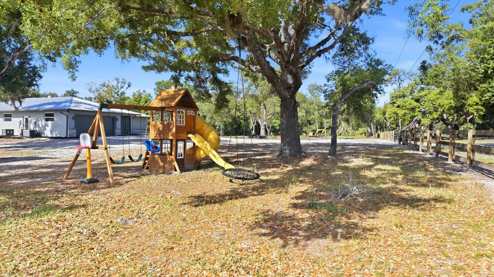 MYAKKA VALLEY RANCHES - Residential