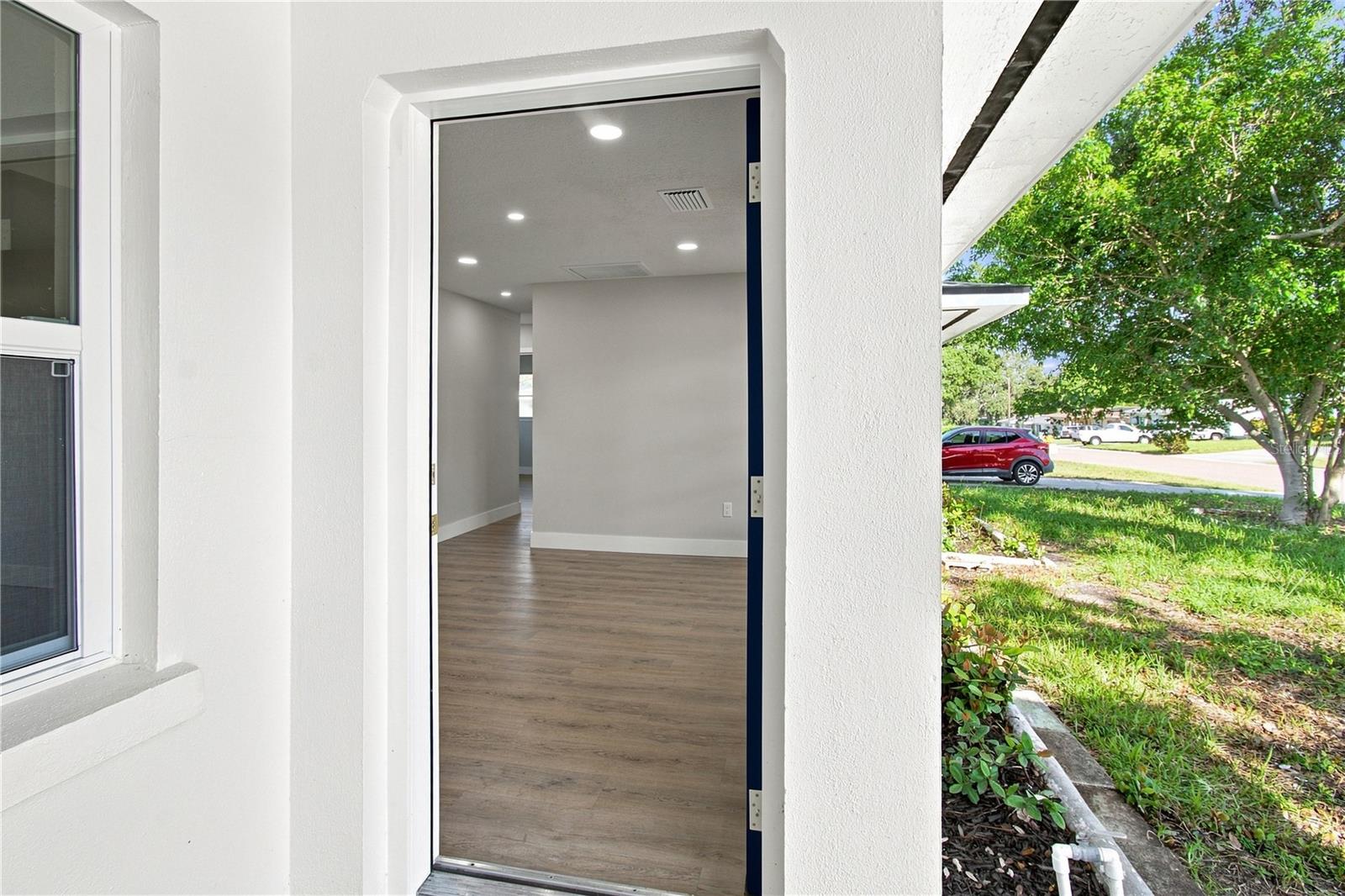 1250 MAGNOLIA DRIVE