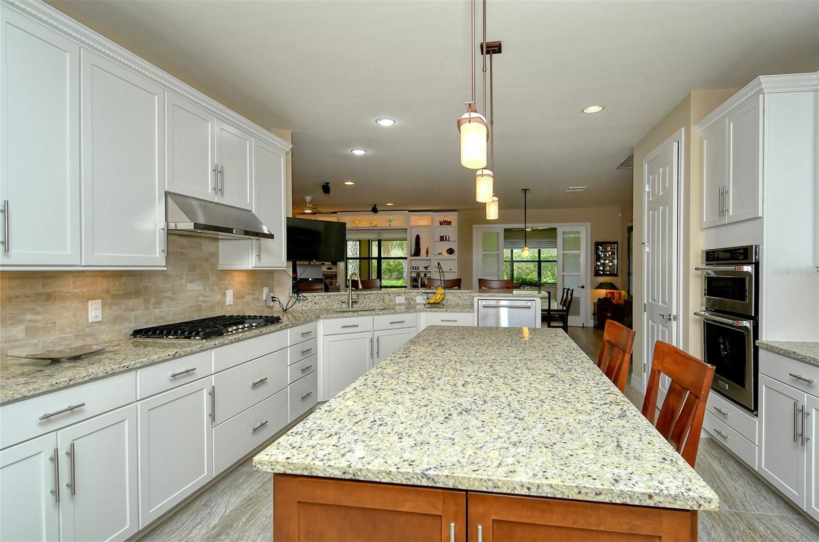 SANDHILL PRESERVE - Residential