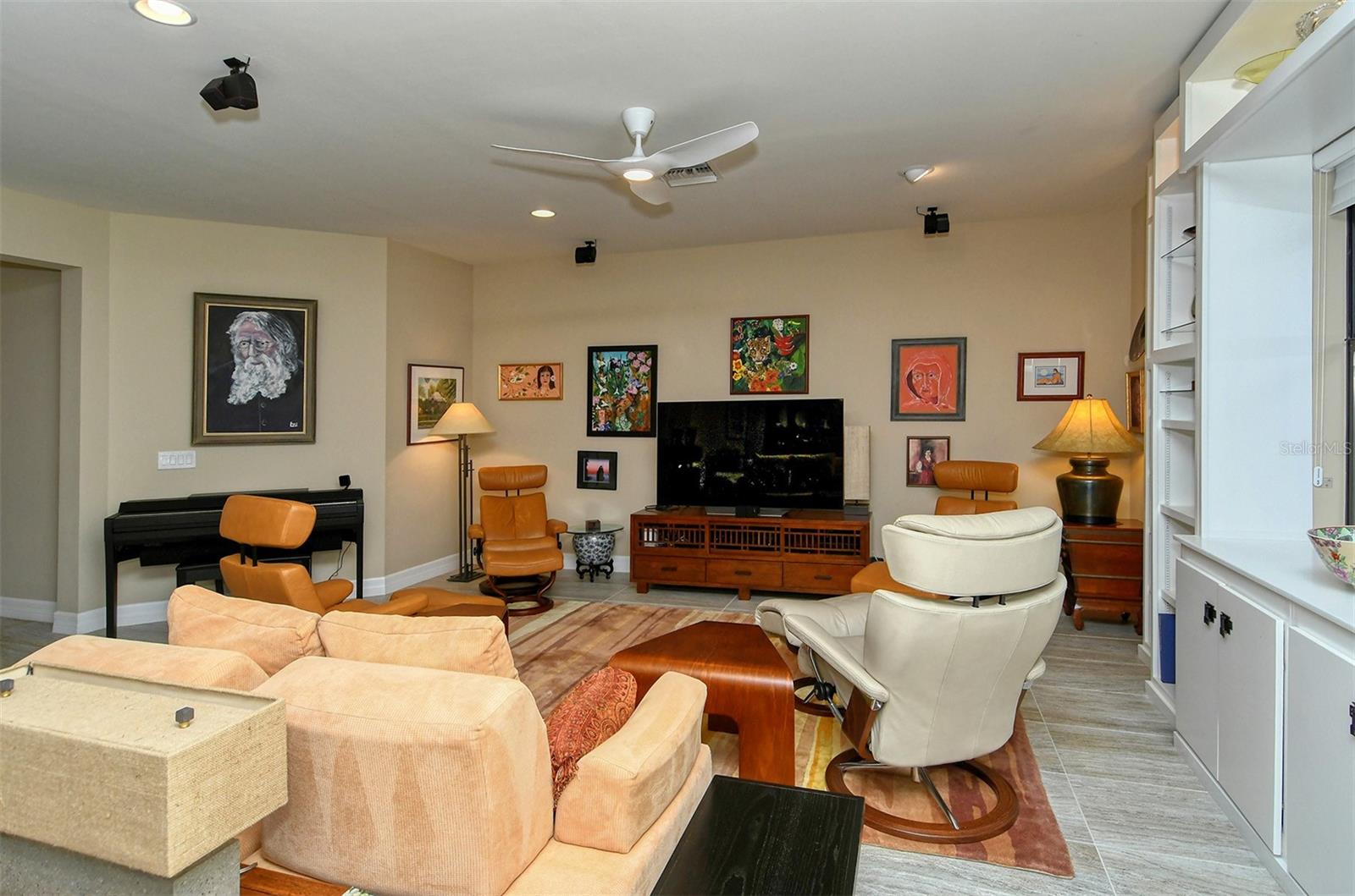 SANDHILL PRESERVE - Residential