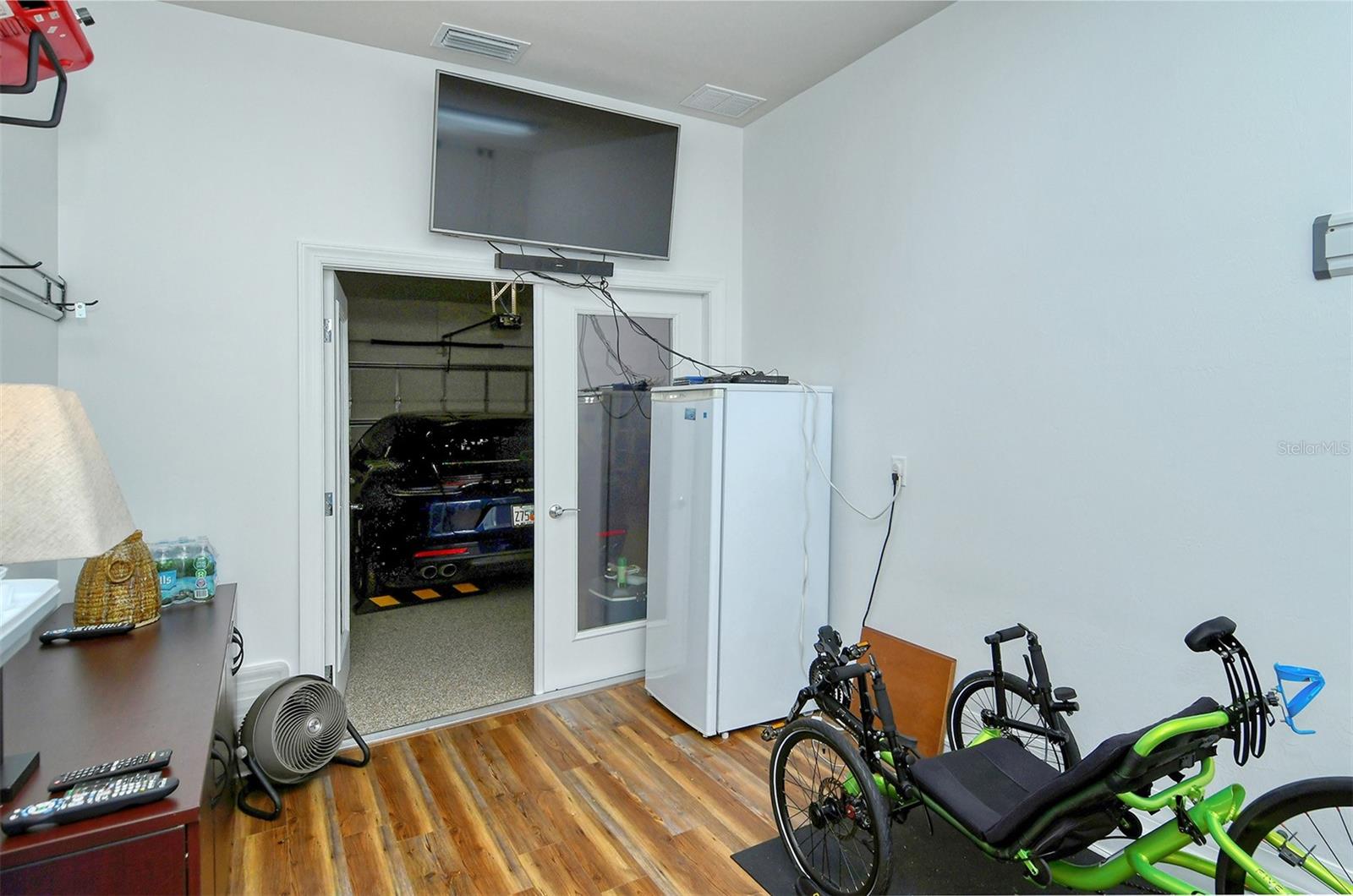 SANDHILL PRESERVE - Residential