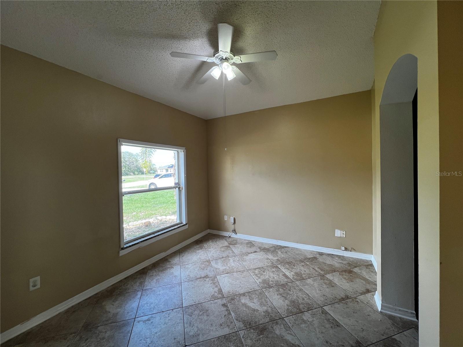 308 BIG SIOUX LANE