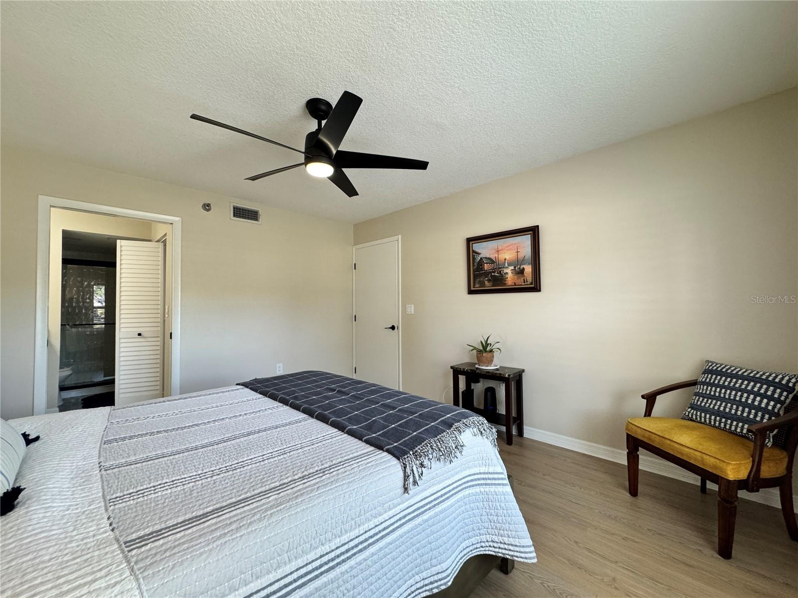 THE ARBORS AT PINEBROOK PH III - Residential Lease