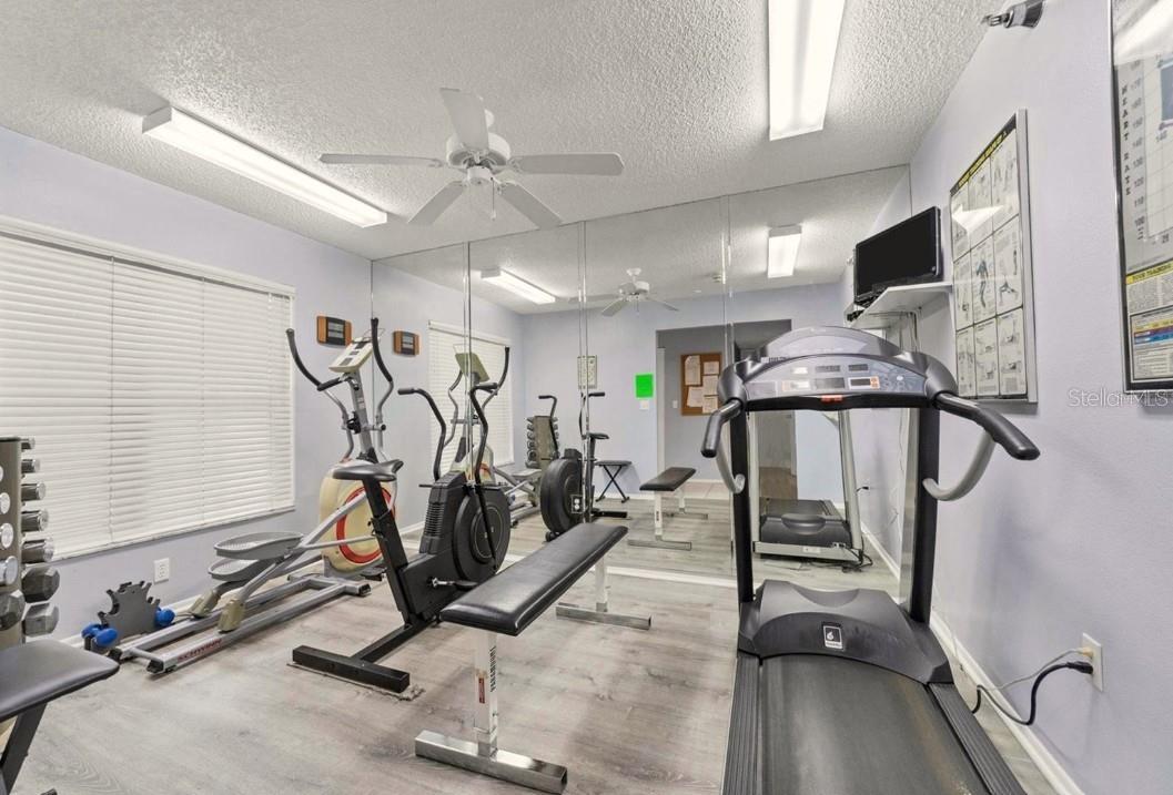 THE ARBORS AT PINEBROOK PH III - Residential Lease