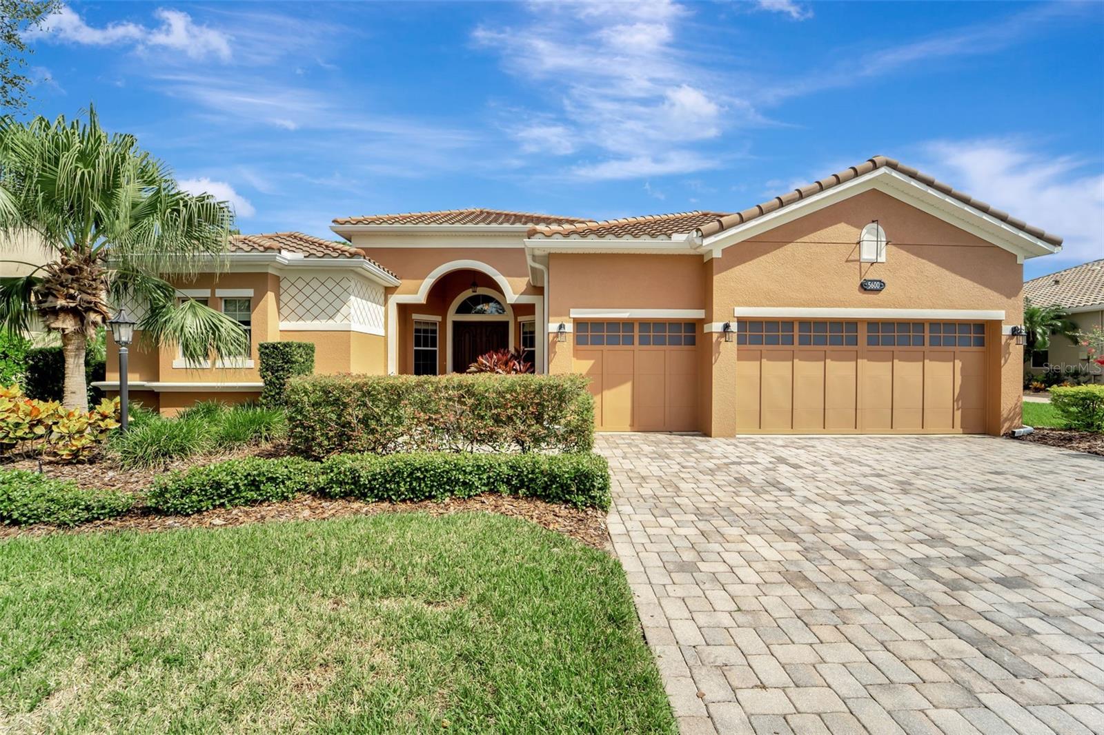 5600 ROCK DOVE DRIVE