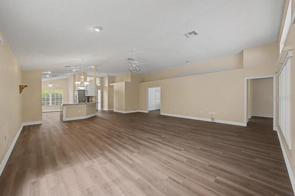 WYNDTREE VILLAGE 11 12 - Residential