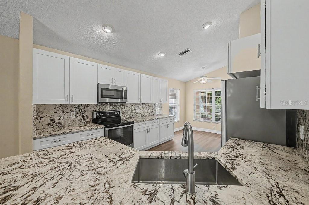 WYNDTREE VILLAGE 11 12 - Residential