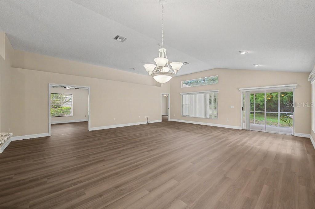 WYNDTREE VILLAGE 11 12 - Residential
