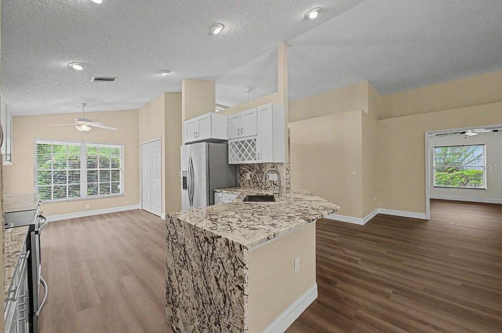 WYNDTREE VILLAGE 11 12 - Residential