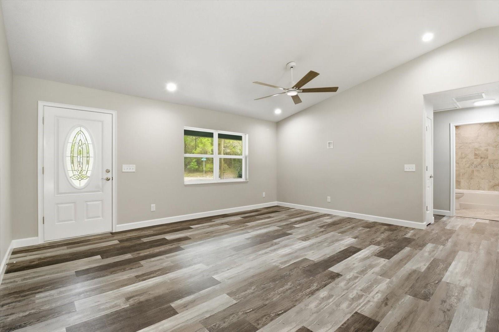 CITRUS SPGS UNIT 26 - Residential