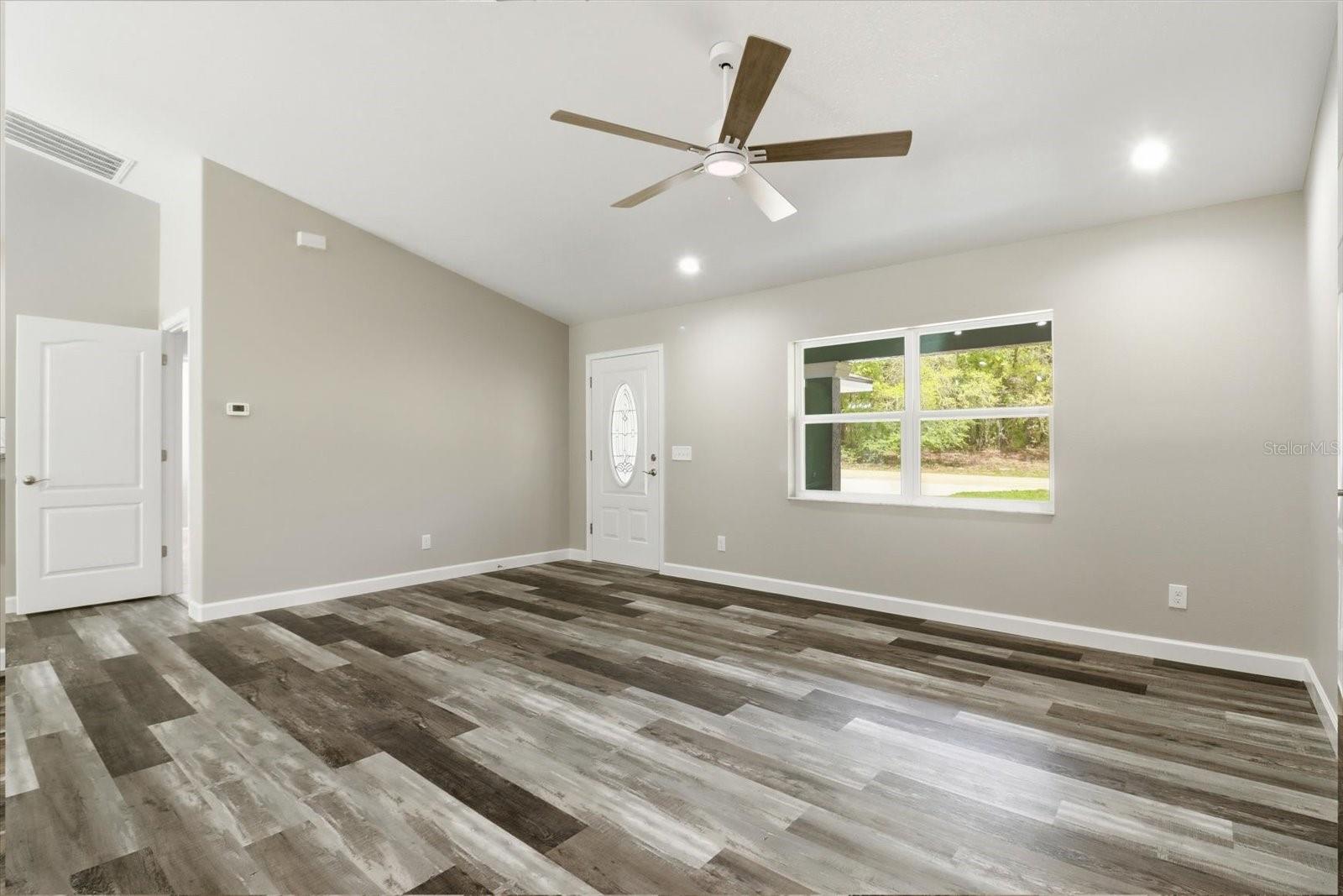 CITRUS SPGS UNIT 26 - Residential