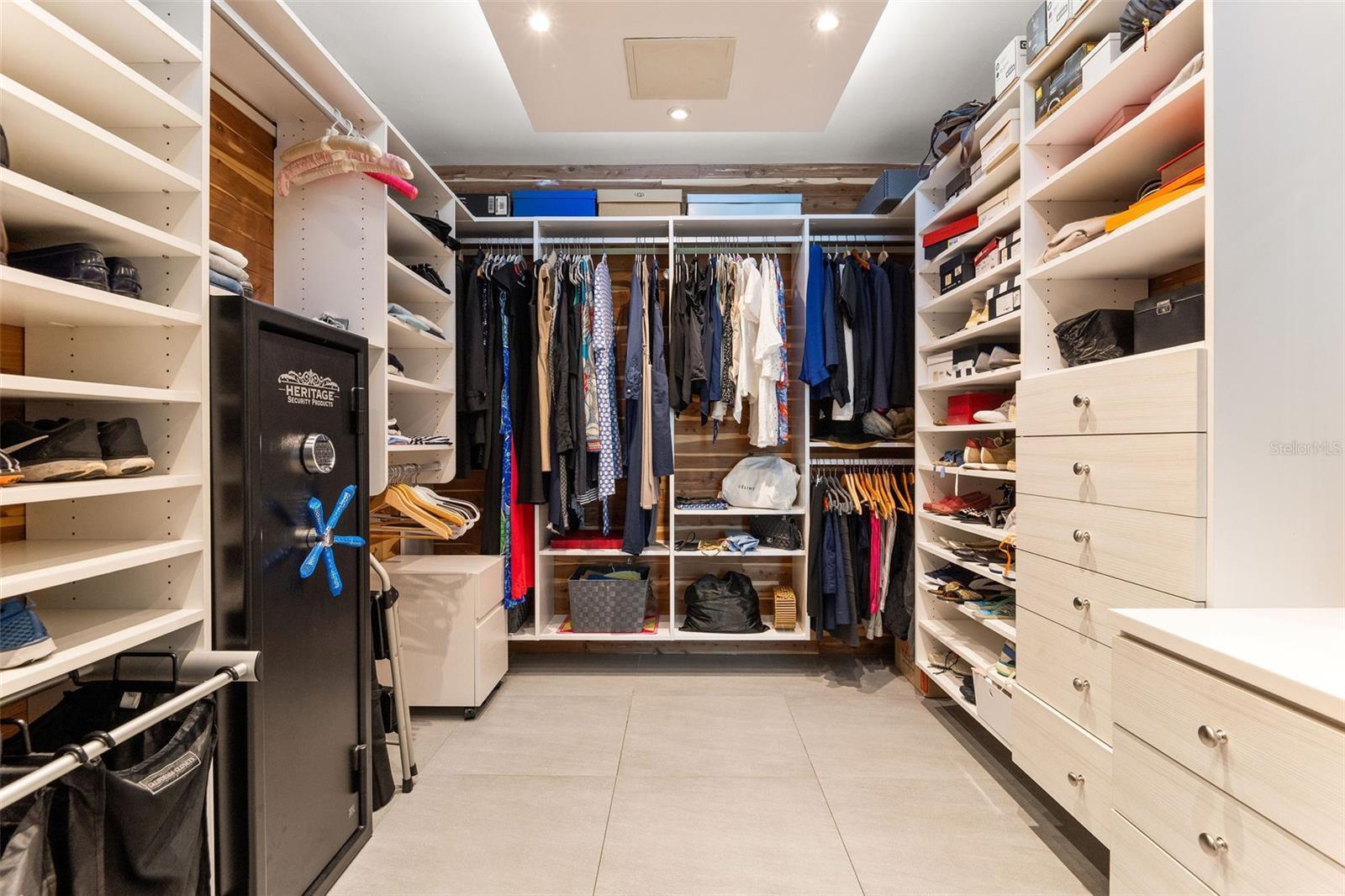 PARK BOULEVARD - Residential