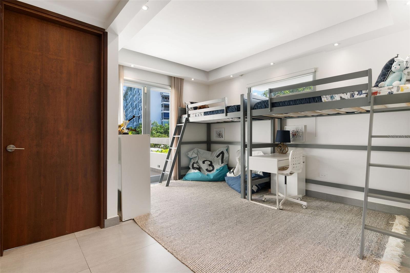 PARK BOULEVARD - Residential