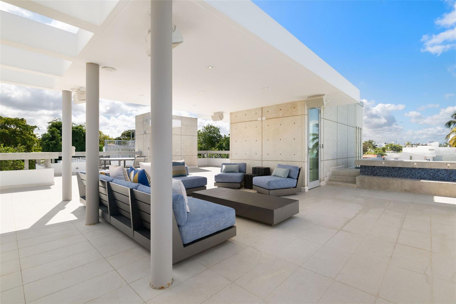 PARK BOULEVARD - Residential