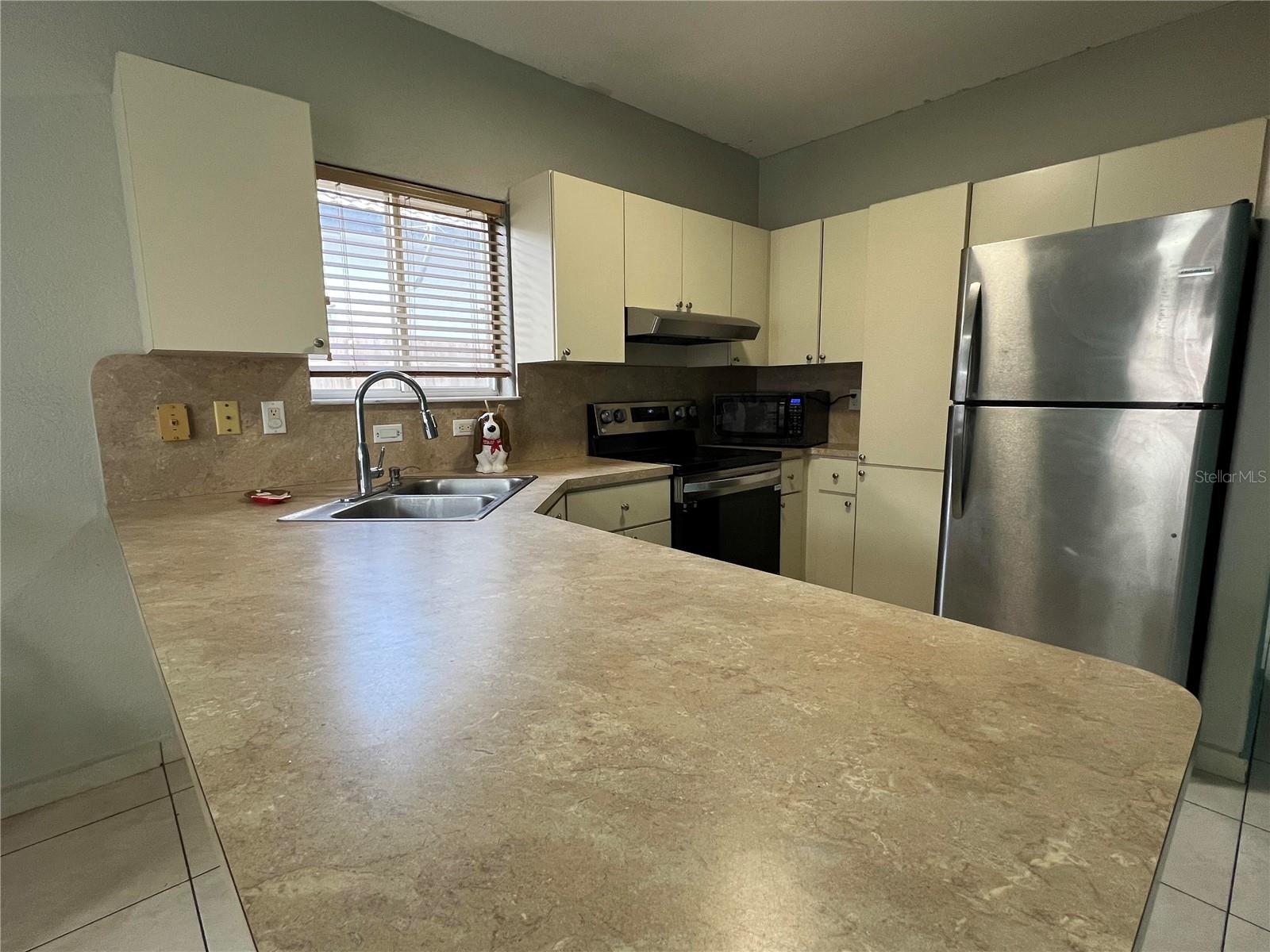 715 SE 12TH TERRACE