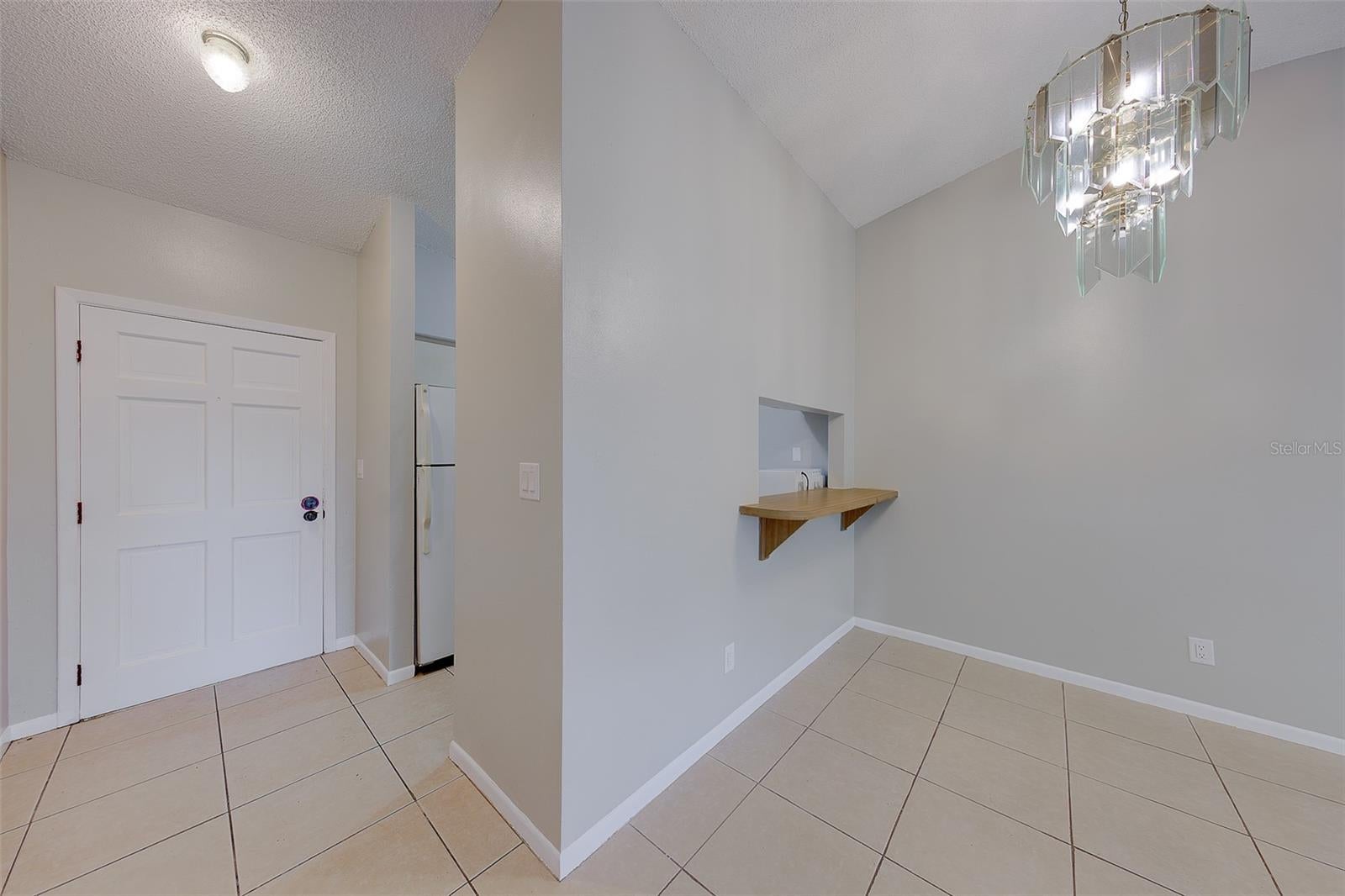 1109 E ROHE STREET A & B