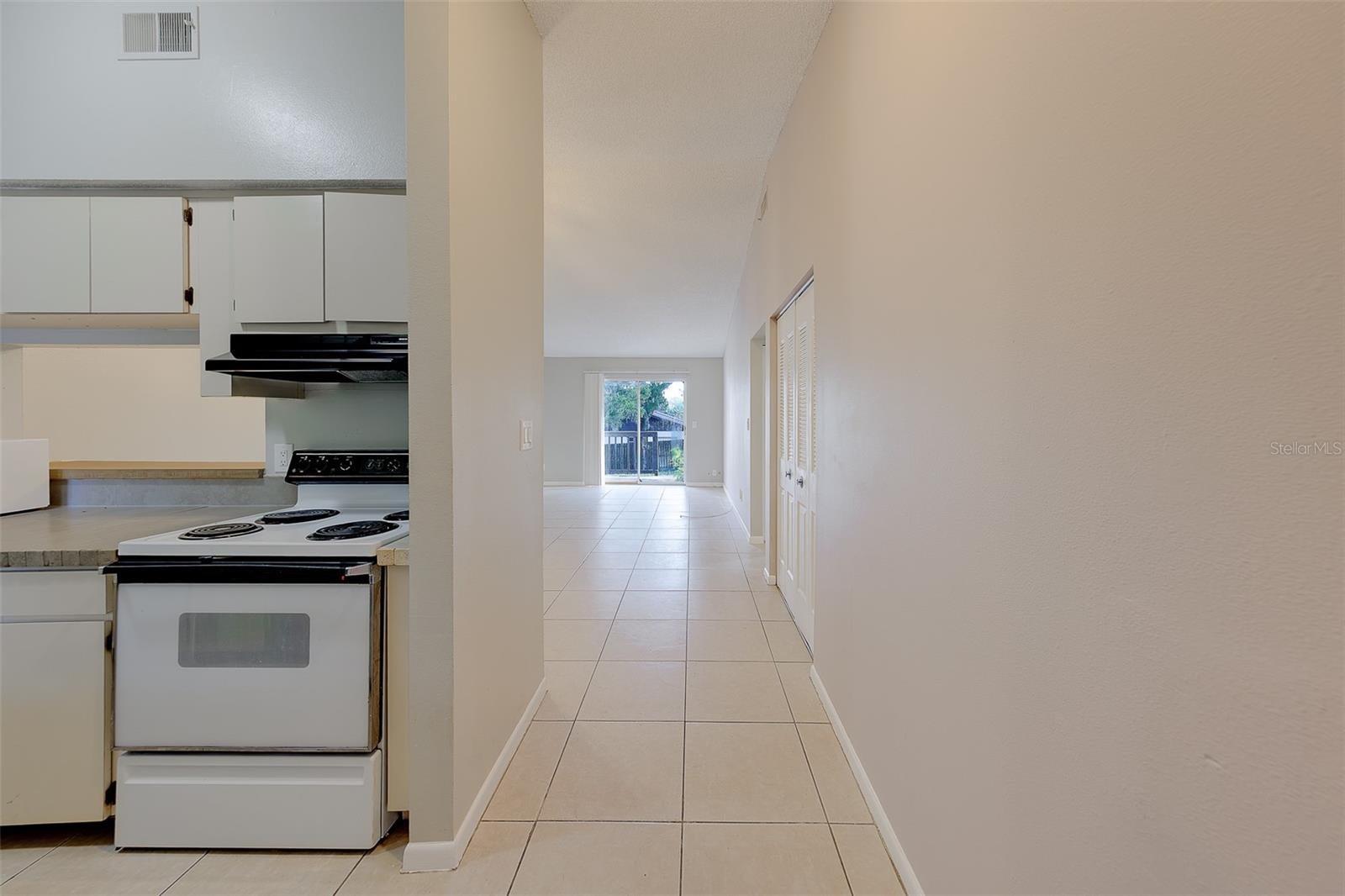 1109 E ROHE STREET A & B