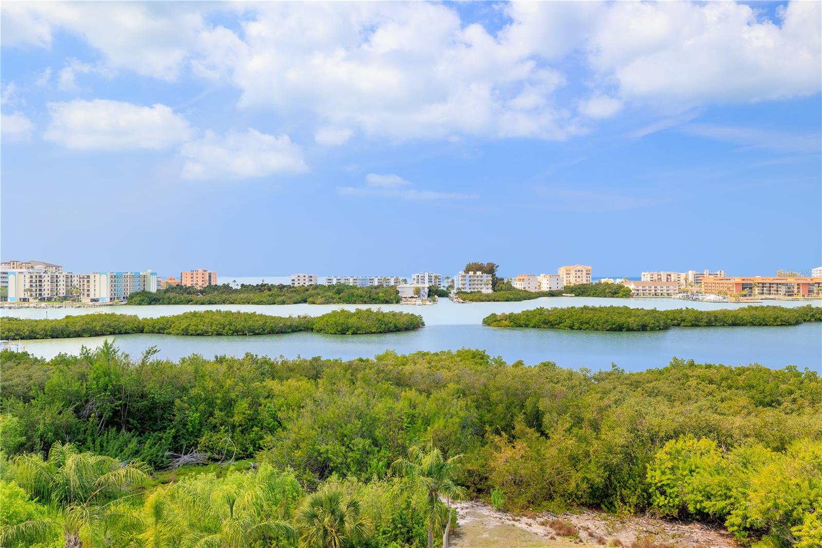 BAY HARBOR CLUB CONDO - Residential