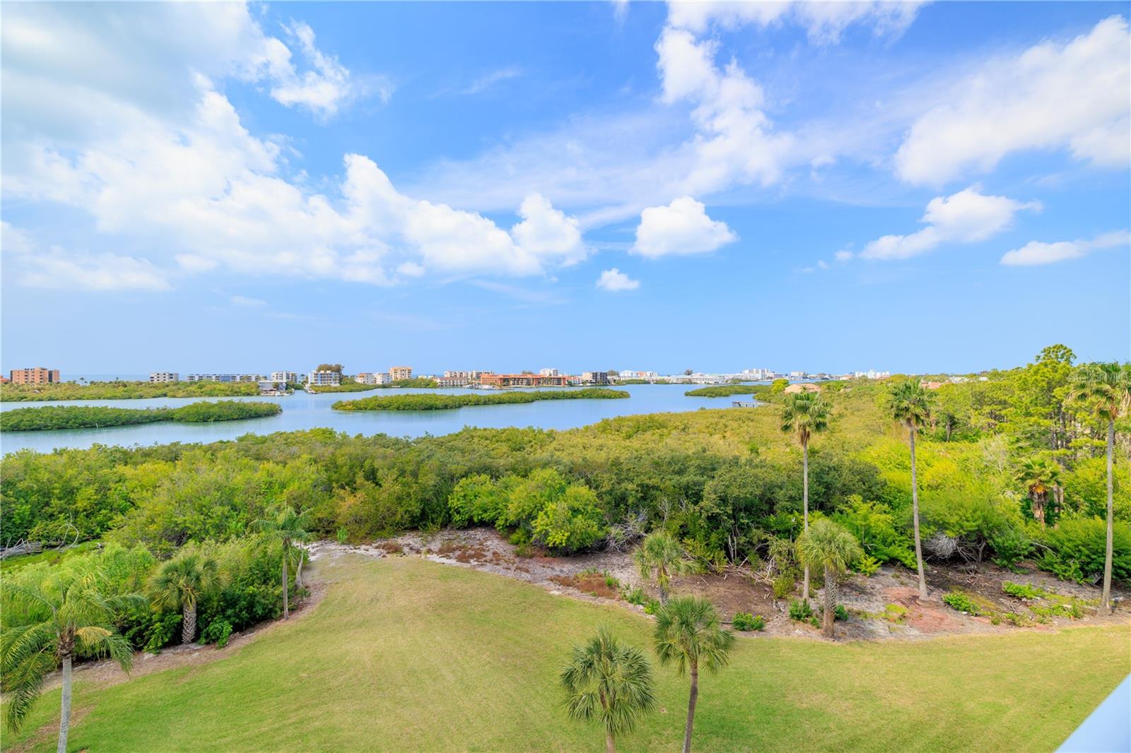 BAY HARBOR CLUB CONDO - Residential