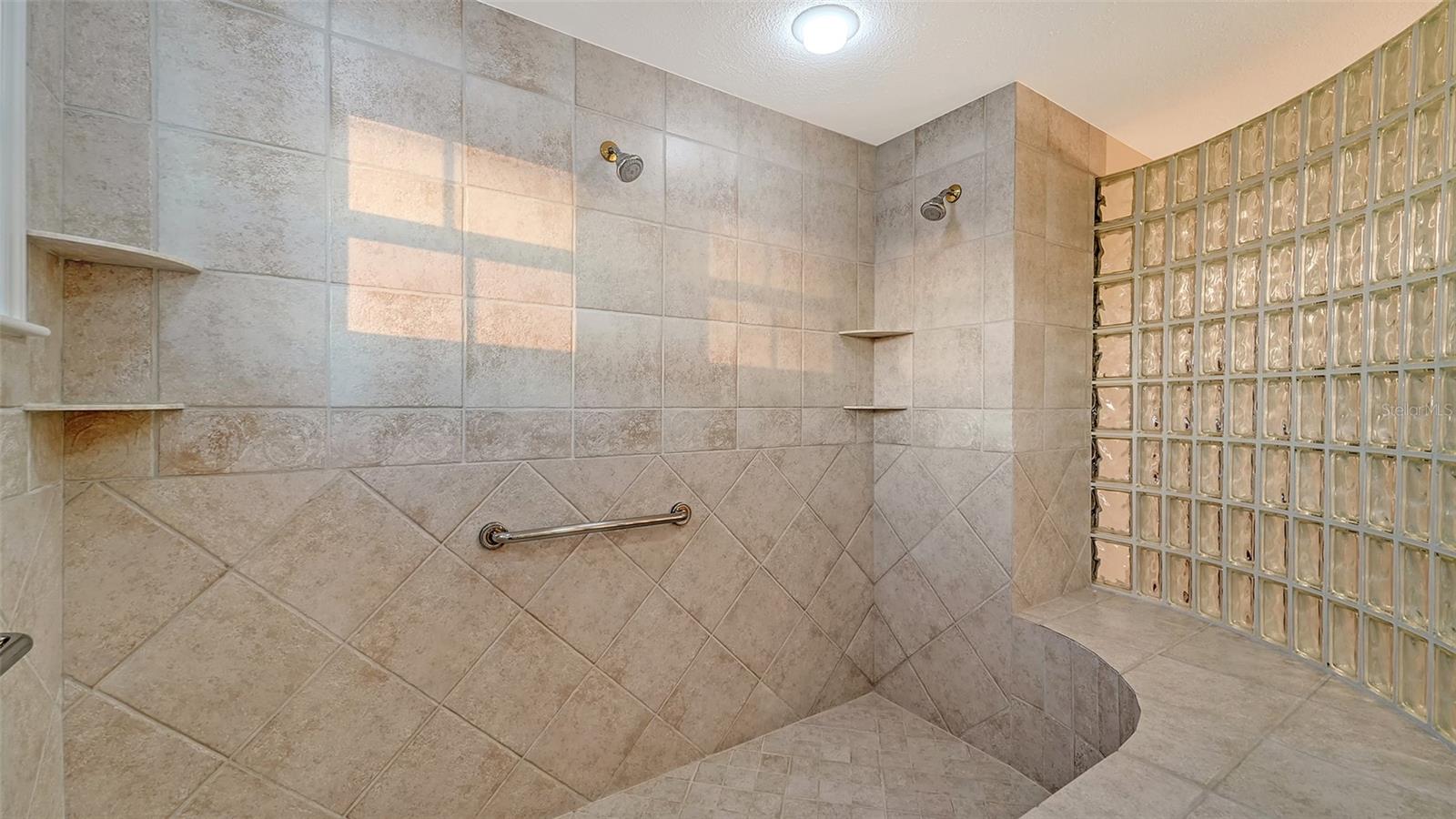 CASEY COVE - Residential