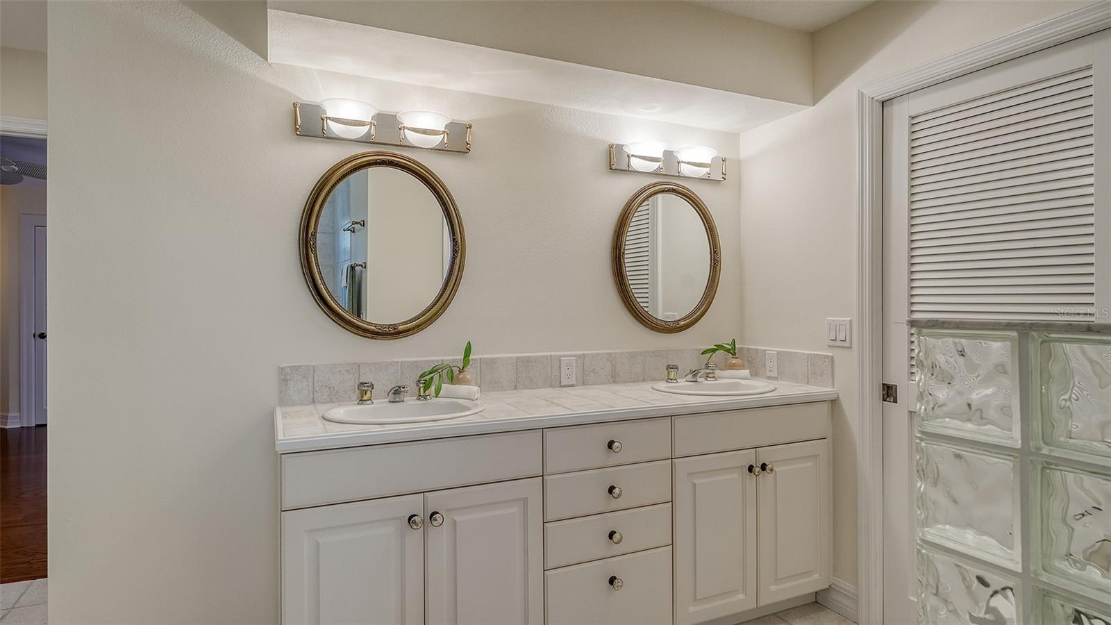 CASEY COVE - Residential