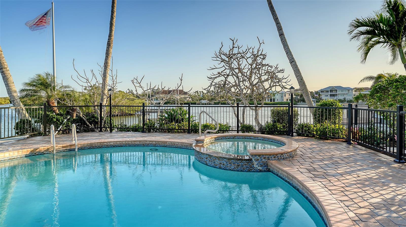 CASEY COVE - Residential