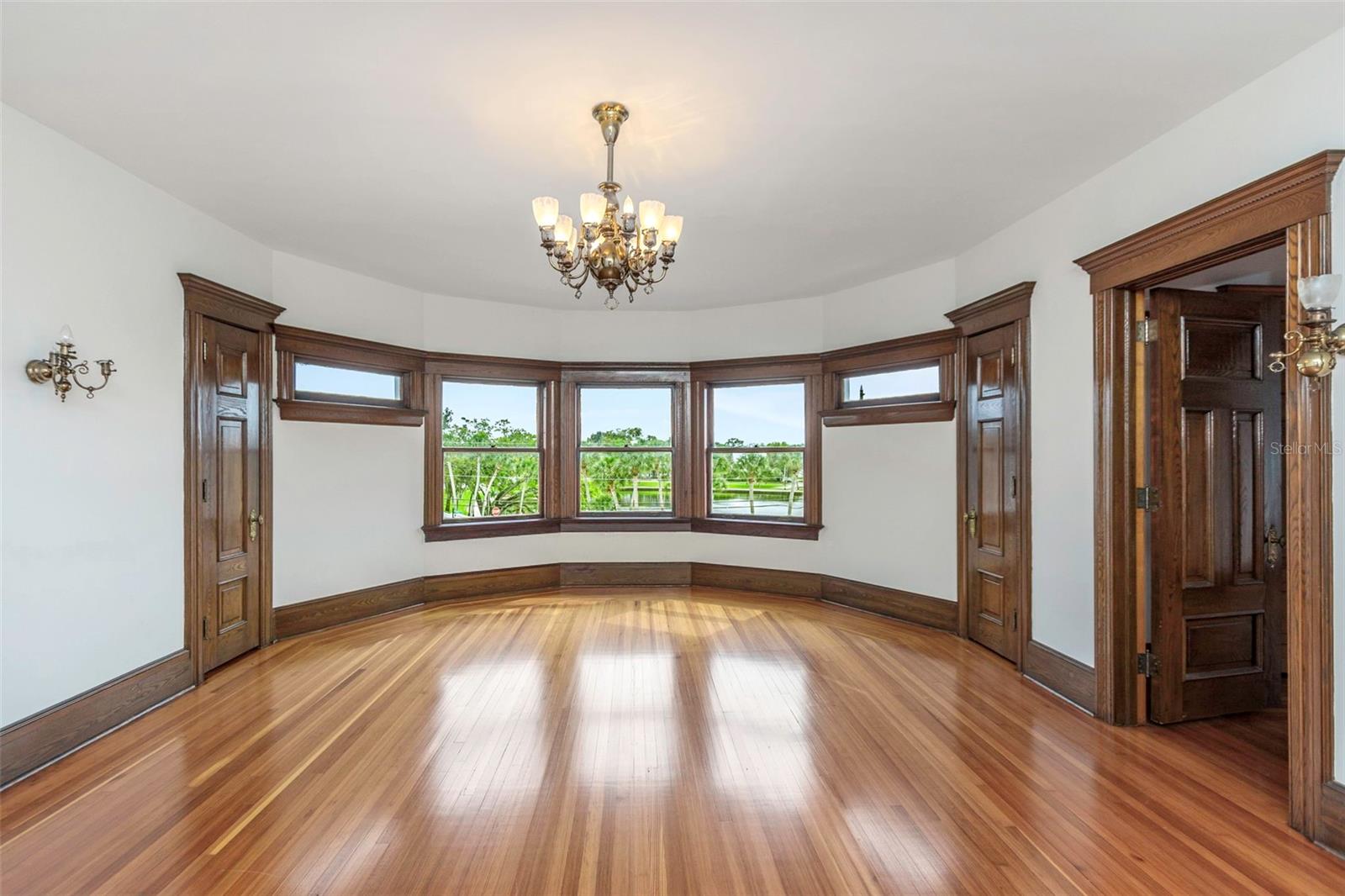 SAFFORDS A P K - Residential