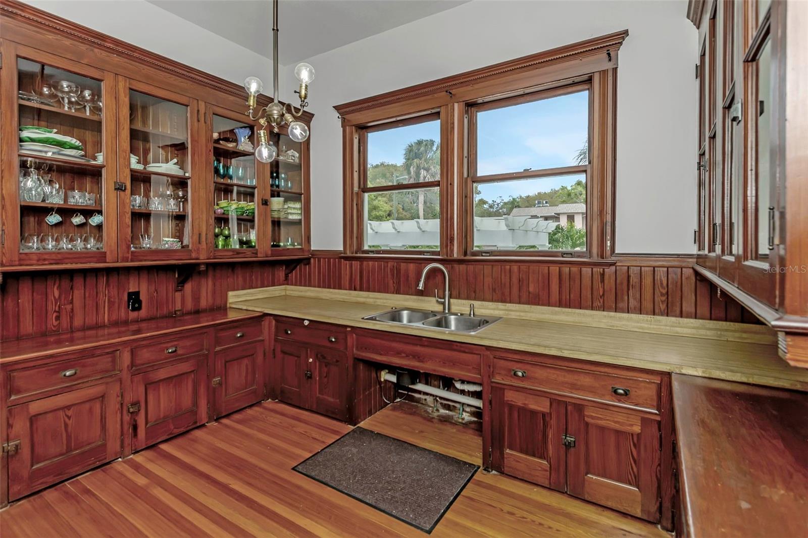 SAFFORDS A P K - Residential