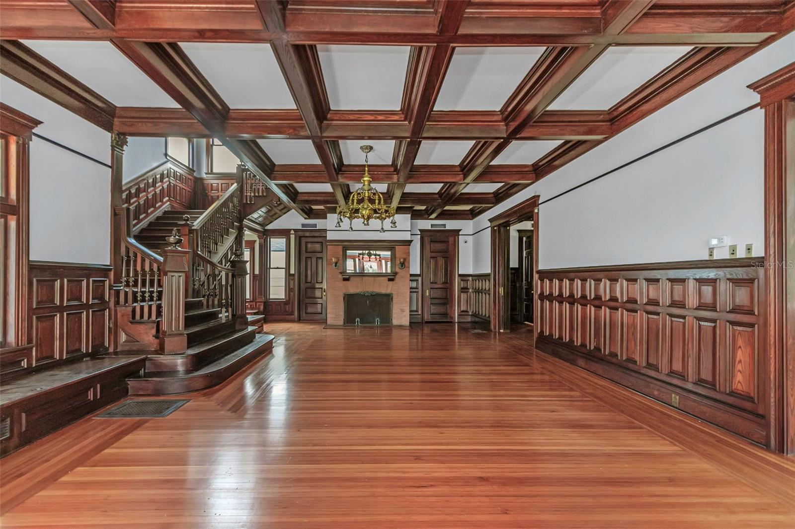 SAFFORDS A P K - Residential