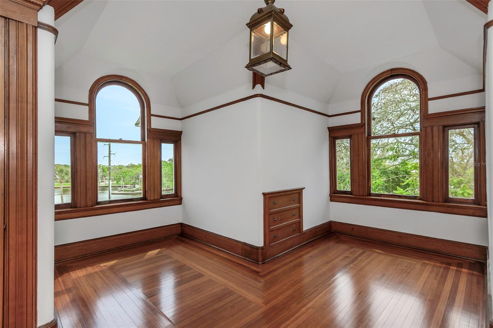 SAFFORDS A P K - Residential