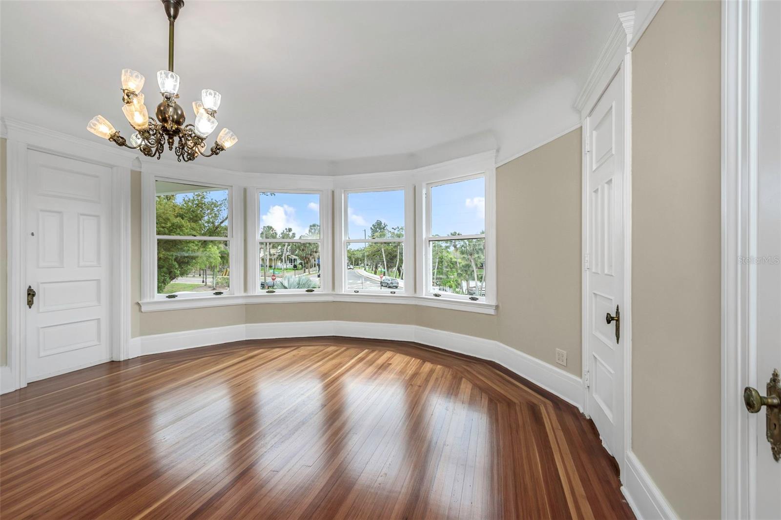 SAFFORDS A P K - Residential