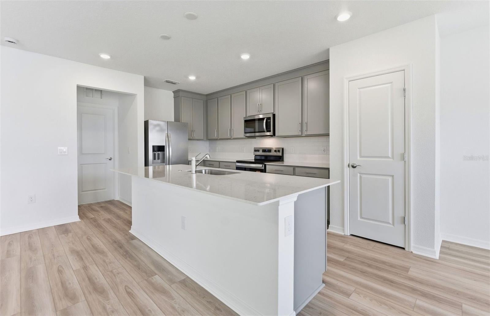 1524 HARTRIDGE COURT