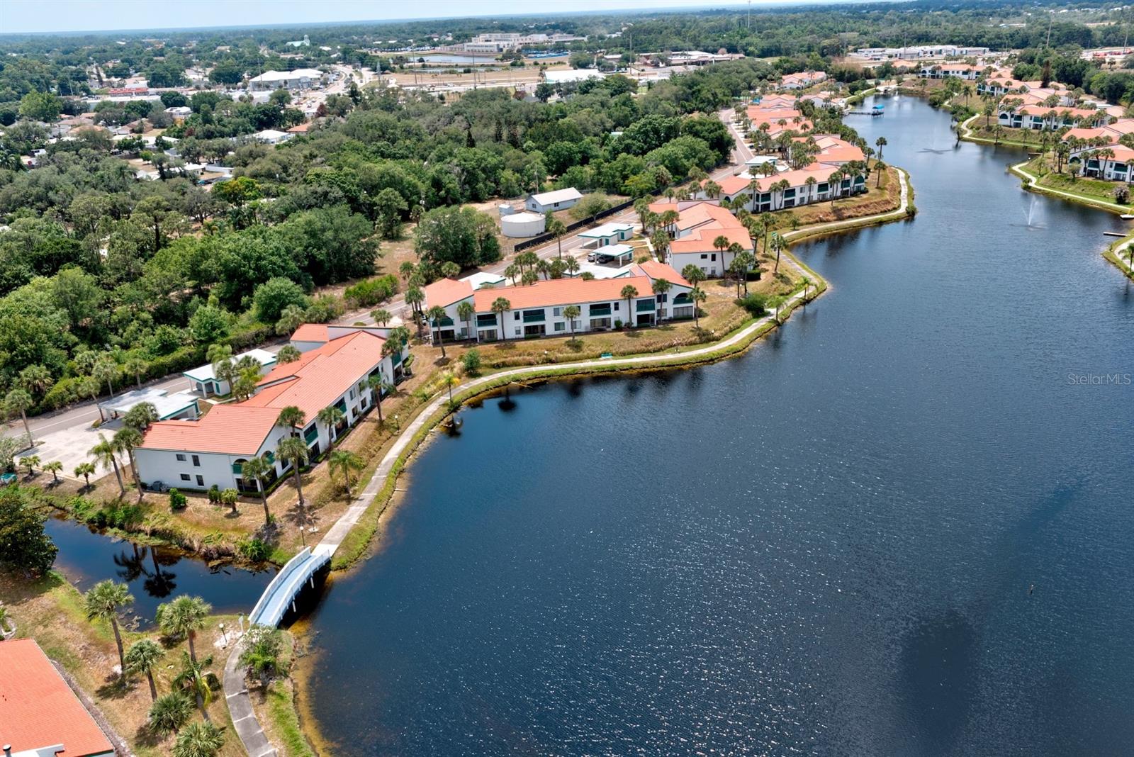 BLUFFS OF SEBRING CONDO - Residential