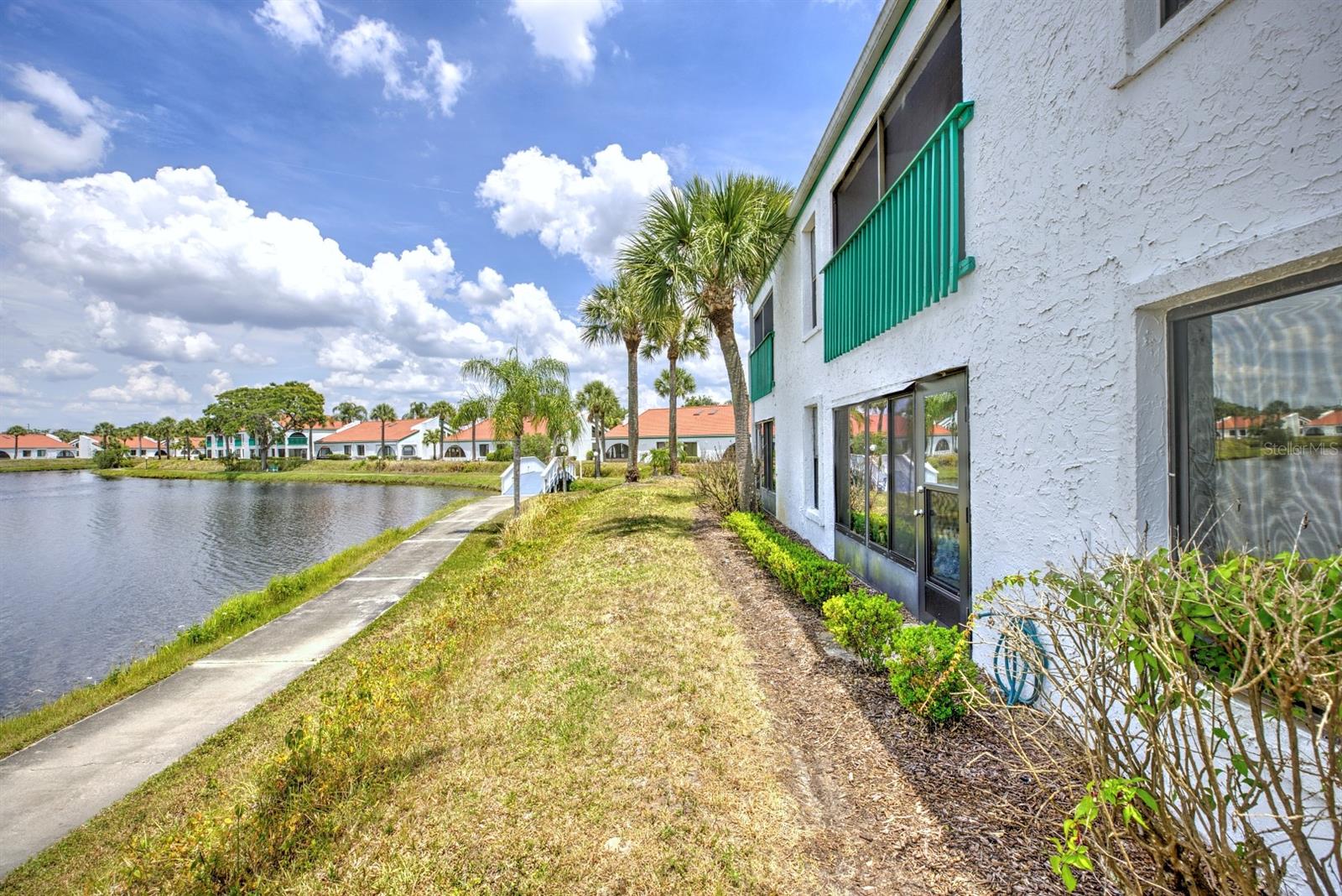 BLUFFS OF SEBRING CONDO - Residential