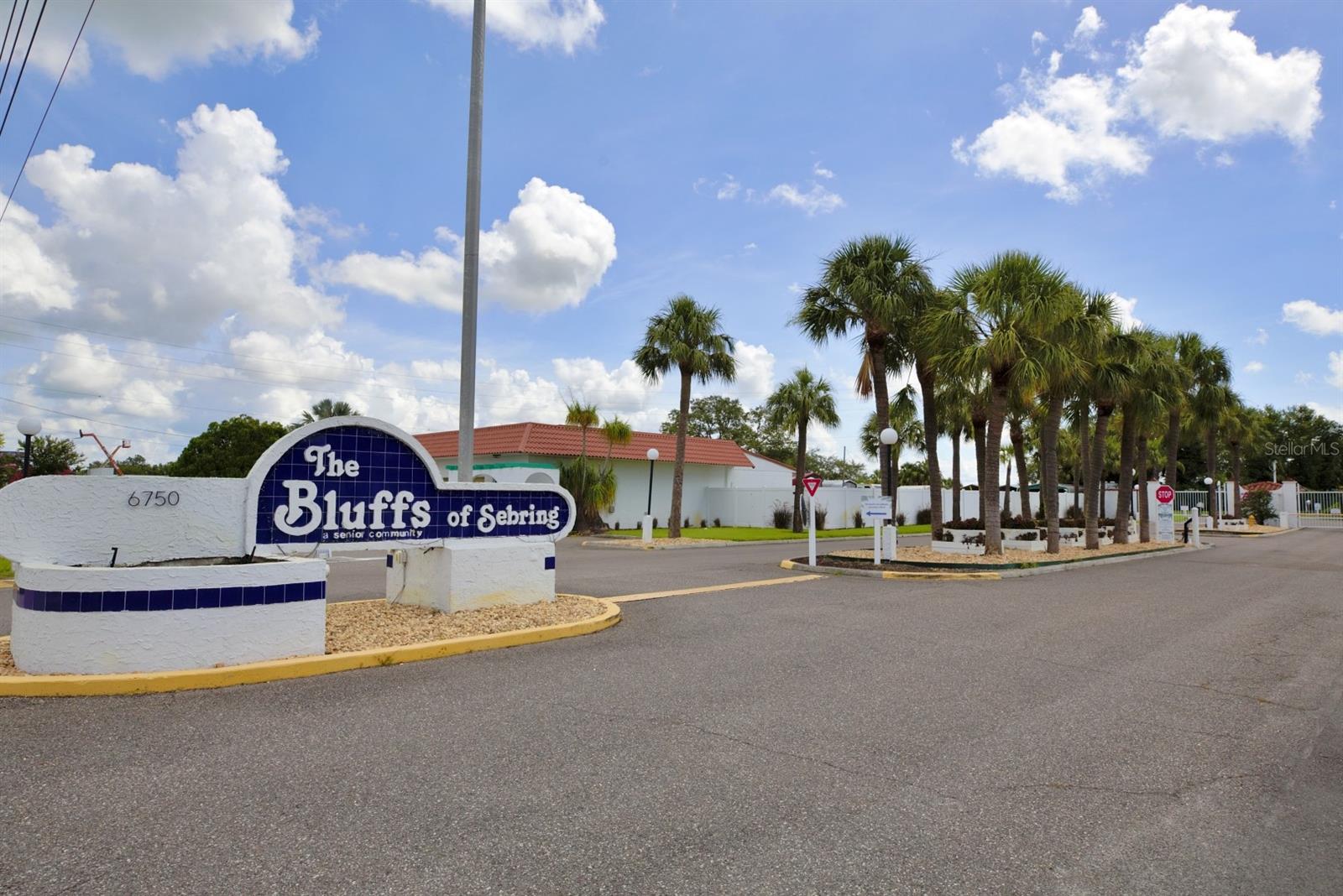 BLUFFS OF SEBRING CONDO - Residential