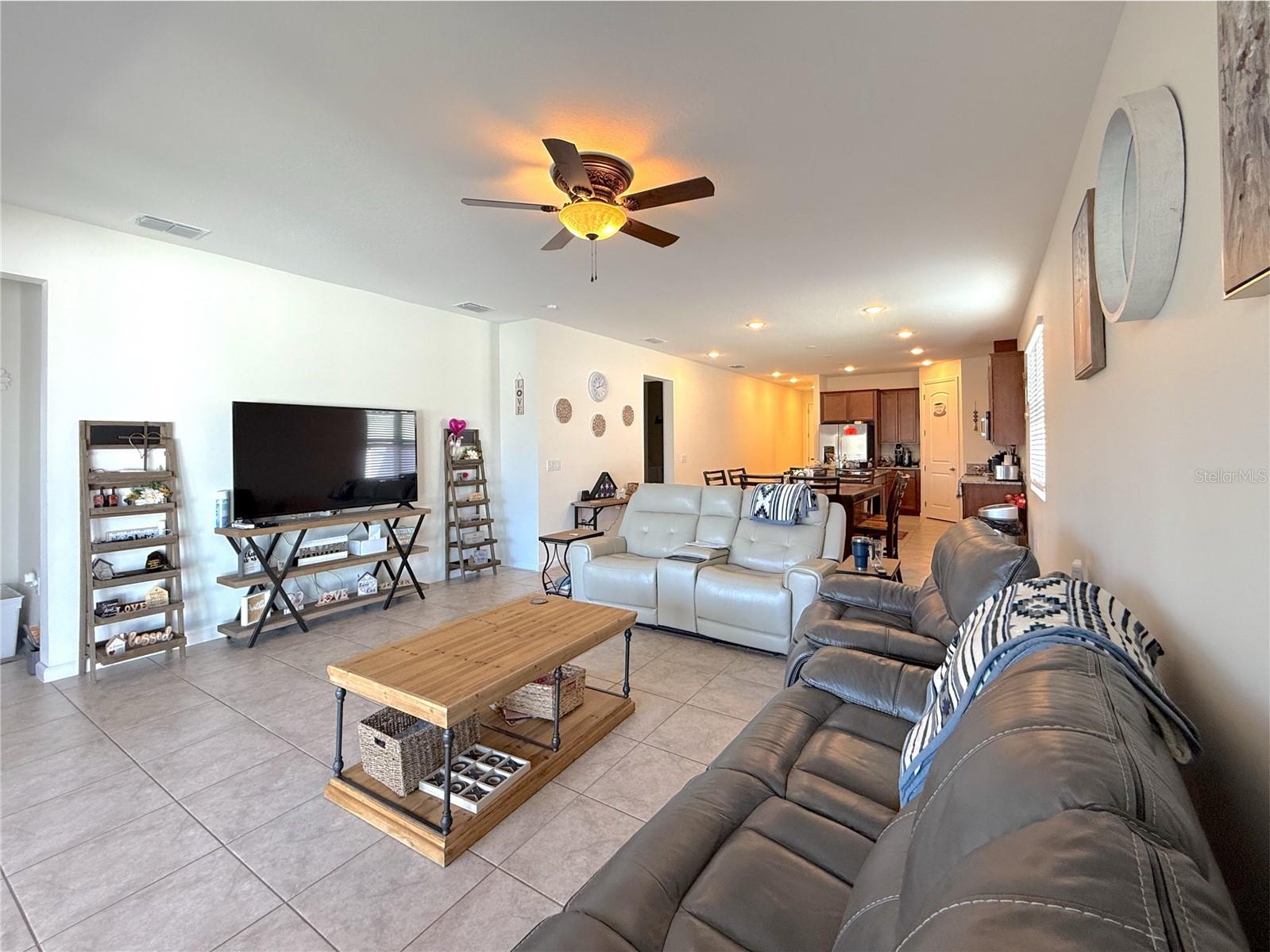 SEASONS/PK HILL - Residential