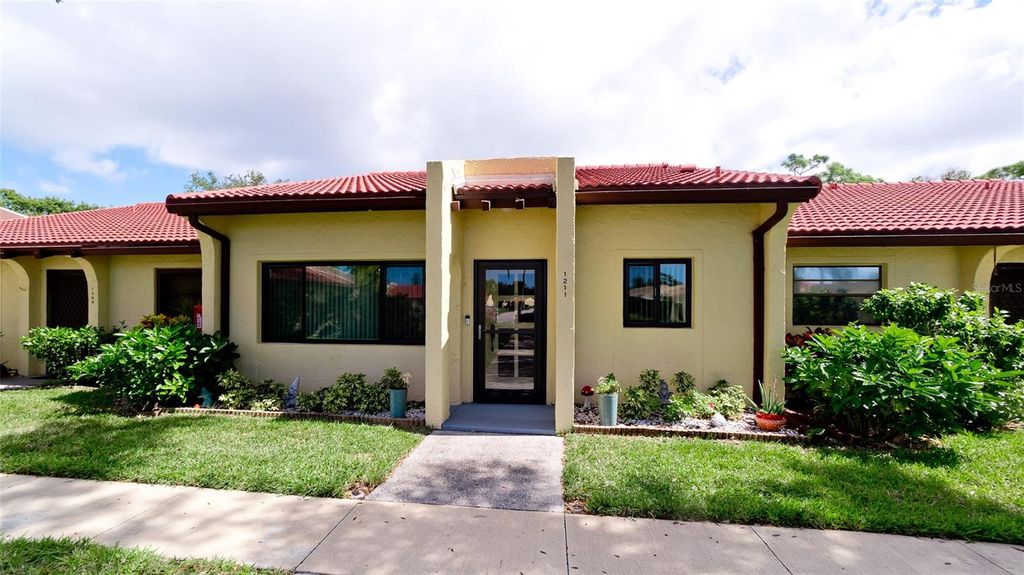 Photo of 1211 56th Street W, Bradenton, FL 34209 (MLS # A4666842)